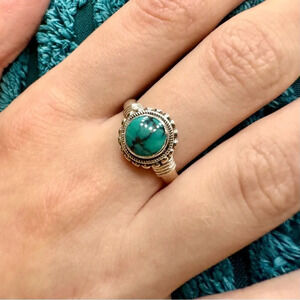 Turquoise Sterling Silver Ring (Sz 8)